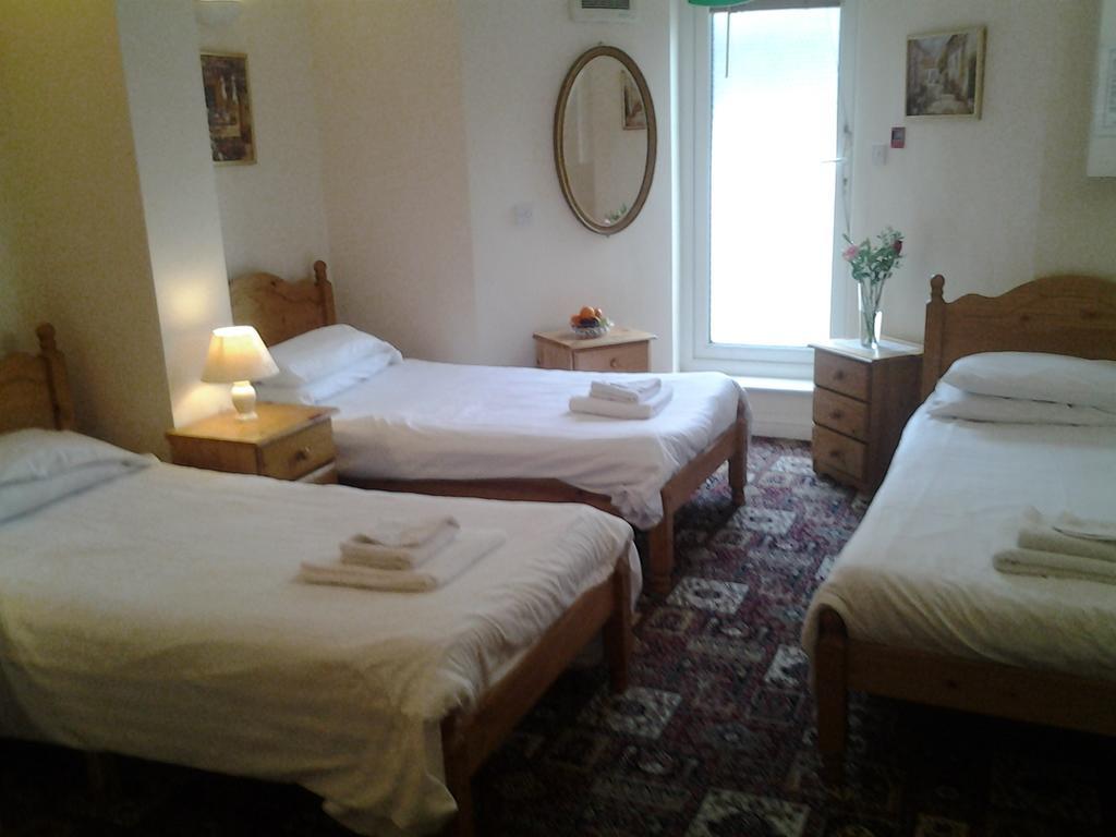 Abingdon Guest Lodge Ryde  Room photo